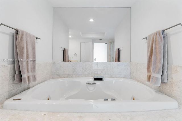 1331 Brickell Bay Drive 1409, Miami, FL 33131