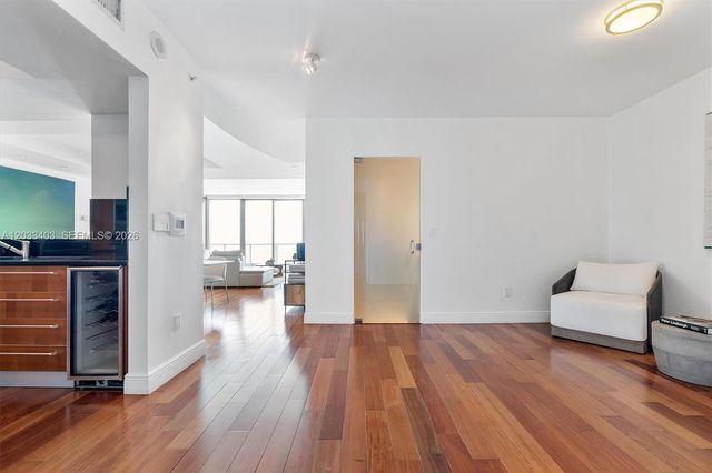 1331 Brickell Bay Drive 1409, Miami, FL 33131