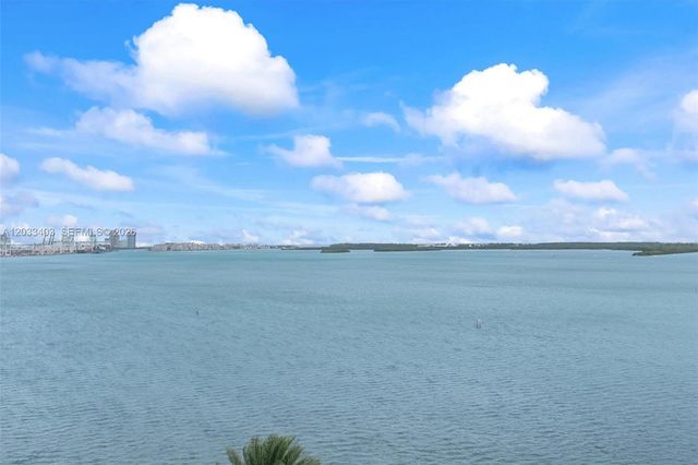 1331 Brickell Bay Drive 1409, Miami, FL 33131