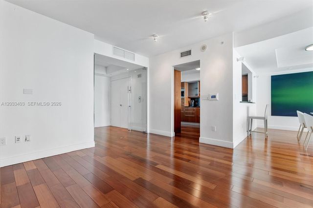 1331 Brickell Bay Drive 1409, Miami, FL 33131