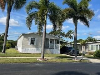 5347 NW 1st Way, Deerfield Beach, FL 33064
