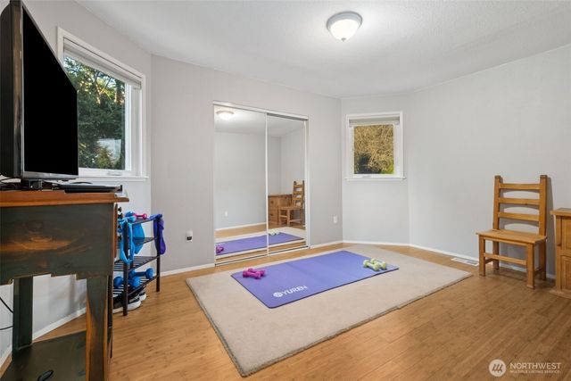 24014 137th Avenue SE, Kent, WA 98042