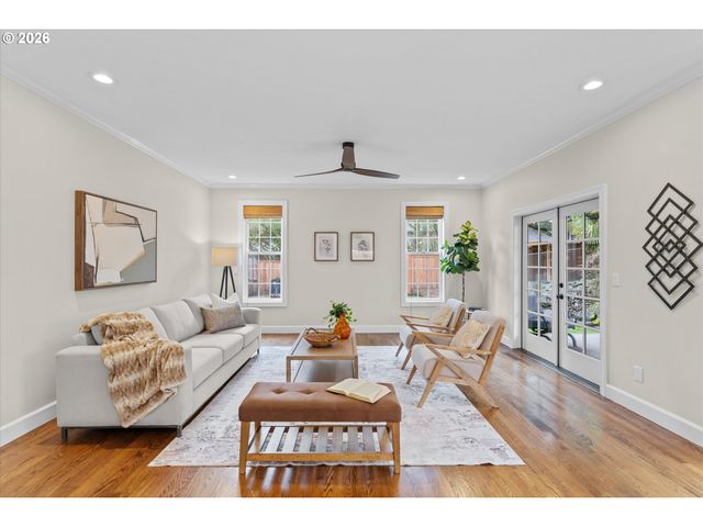 710 Ne 47TH Ave, Hillsboro, OR 97124