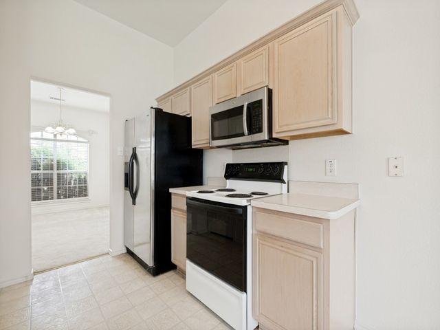 4528 Saint Francis Avenue, Dallas, TX 75227