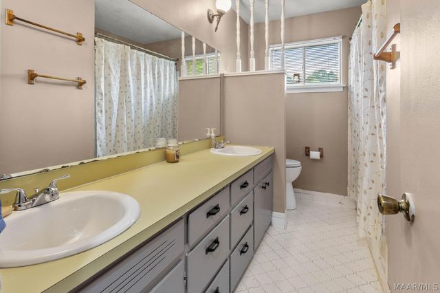 3048 Medford Lane, Montgomery, AL 36116