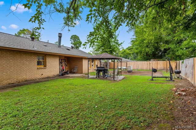3048 Medford Lane, Montgomery, AL 36116