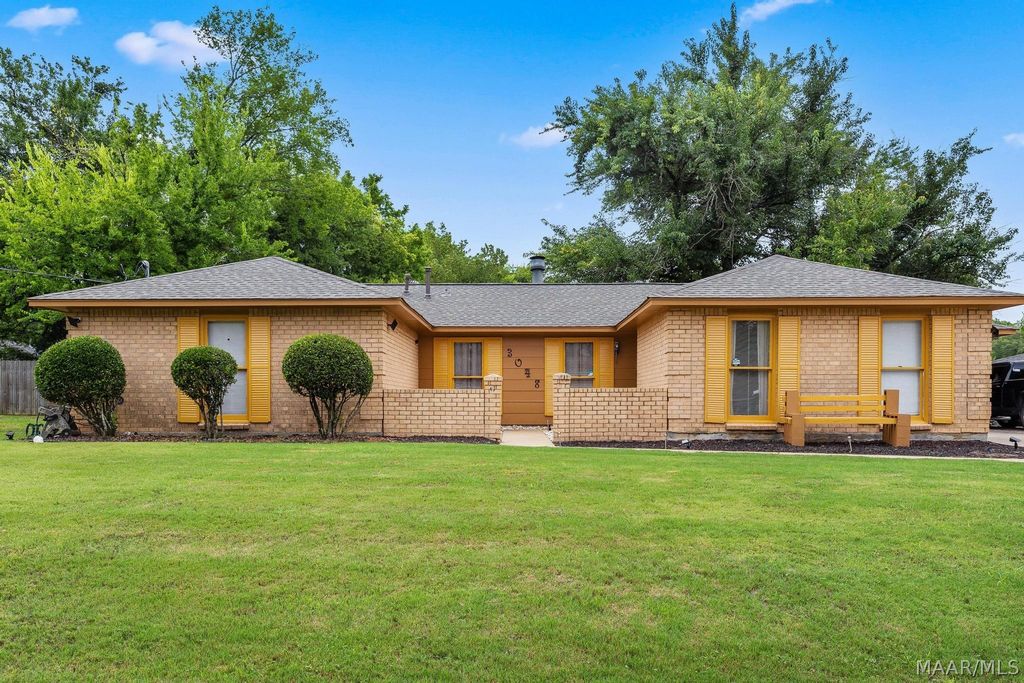3048 Medford Lane, Montgomery, AL 36116