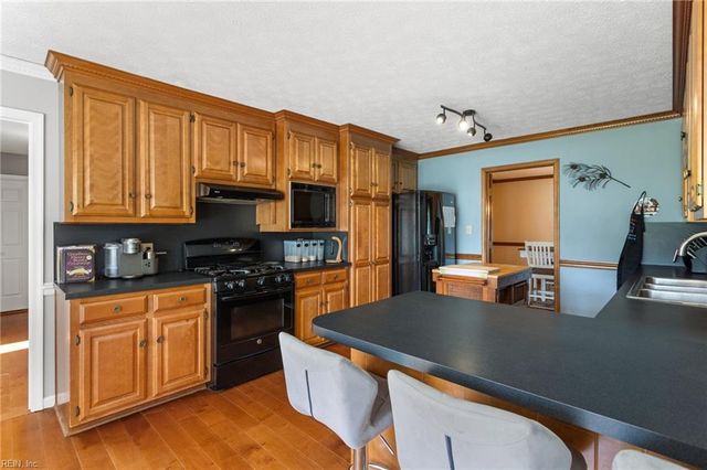 306 Lakeland CRES, Yorktown, VA 23693