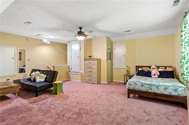 306 Lakeland CRES, Yorktown, VA 23693