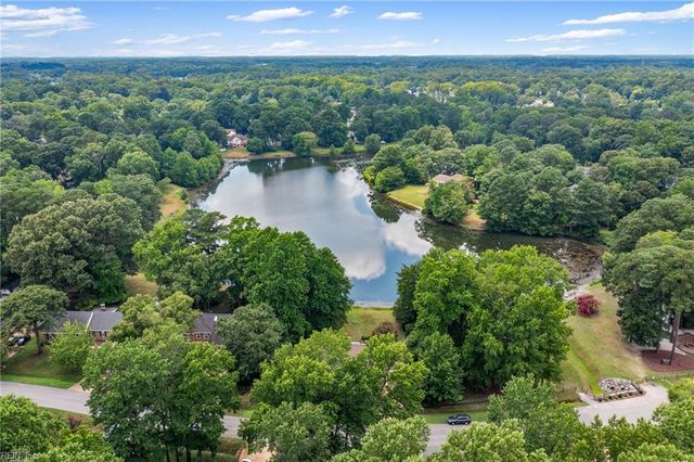 306 Lakeland CRES, Yorktown, VA 23693