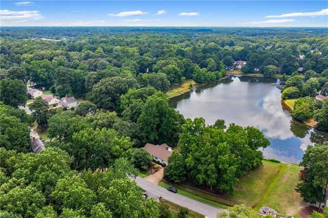 306 Lakeland CRES, Yorktown, VA 23693