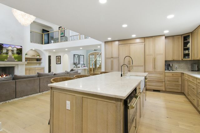 2918 Middle Street, Sullivans Island, SC 29482