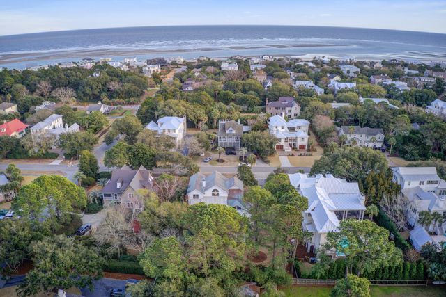 2918 Middle Street, Sullivans Island, SC 29482