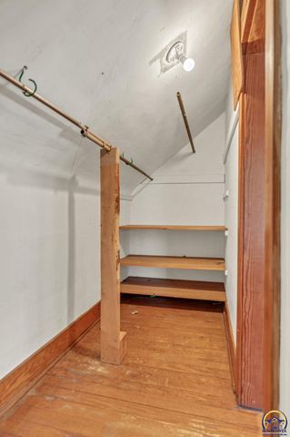 1034 SW Lincoln ST, Topeka, KS 66604