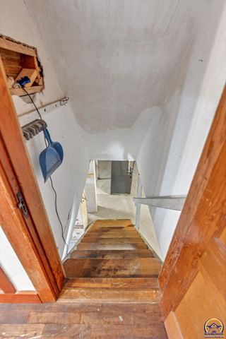 1034 SW Lincoln ST, Topeka, KS 66604