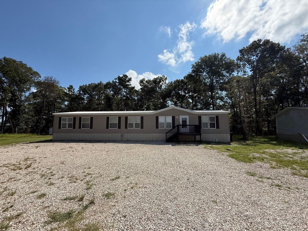 16359 Crockett Martin Estates Drive, Conroe, TX 77306