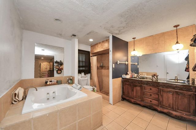 8923 Haverstock Drive, Houston, TX 77031