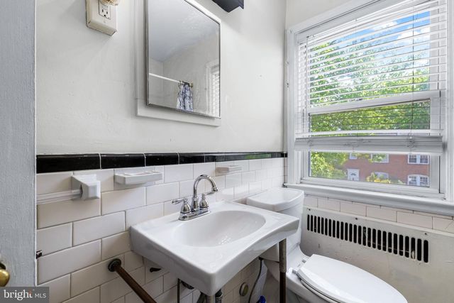 104 WESTOWNE RD, Baltimore, MD 21229
