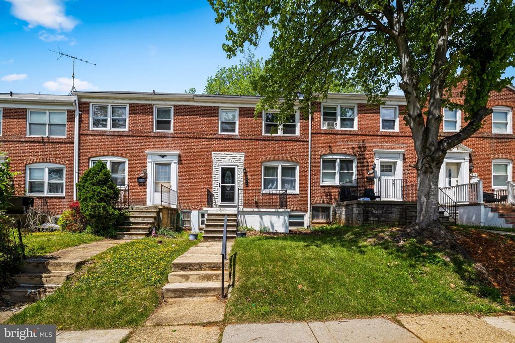 104 WESTOWNE RD, Baltimore, MD 21229