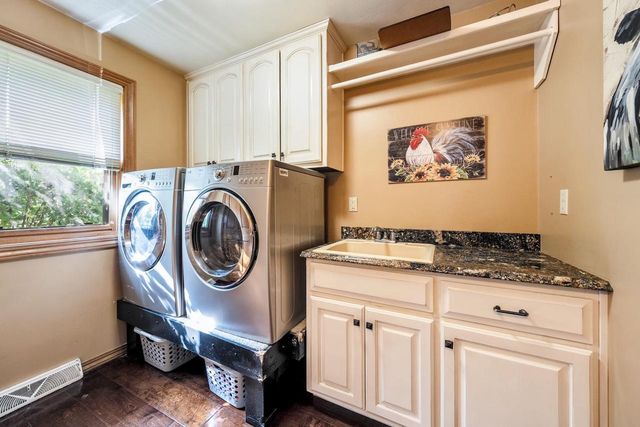 1986 TYLER LANE, De Pere, WI 54115