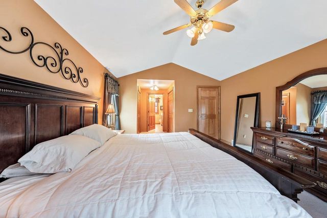 1986 TYLER LANE, De Pere, WI 54115