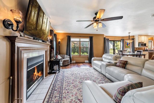 1986 TYLER LANE, De Pere, WI 54115