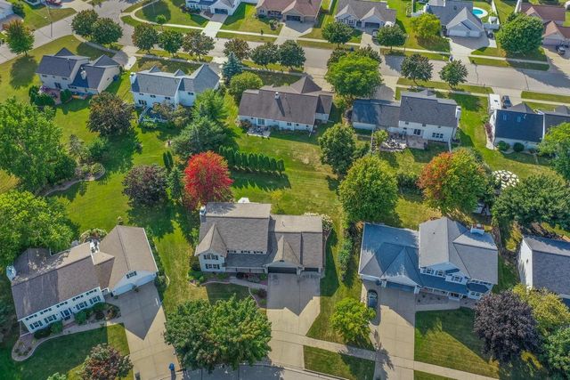 1986 TYLER LANE, De Pere, WI 54115
