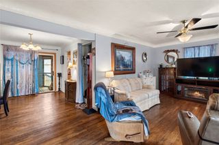 300 Hughes Avenue, Des Moines, IA 50315