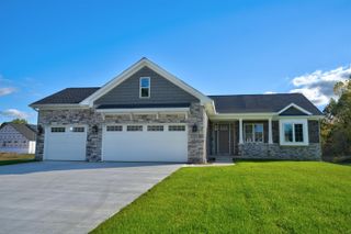 4341 Stepping Stone Lane, Fenton, MI 48430