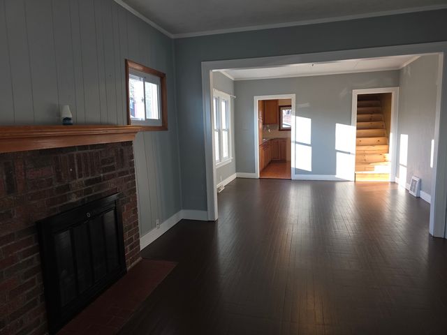 634 W Ridgeland Avenue, Waukegan, IL 60085