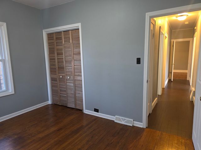 634 W Ridgeland Avenue, Waukegan, IL 60085