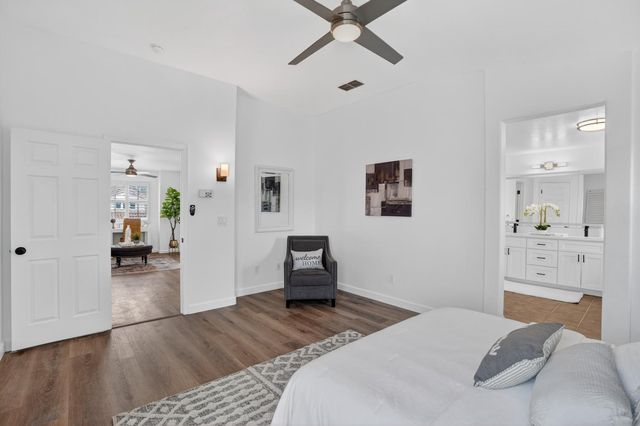 10090 Rojelio Ct, Elk Grove, CA 95757