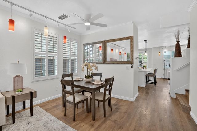 10090 Rojelio Ct, Elk Grove, CA 95757