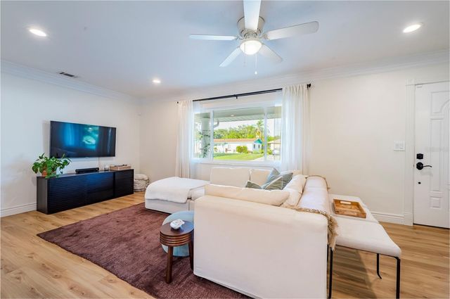 1252 BURMA AVENUE, Clearwater, FL 33764