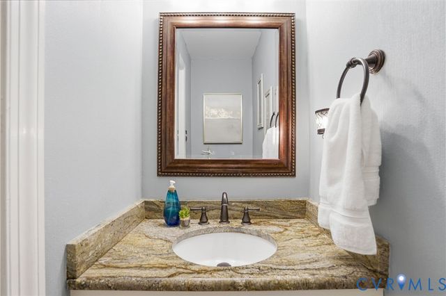 7467 Rural Point Ct, Mechanicsville, VA 23116