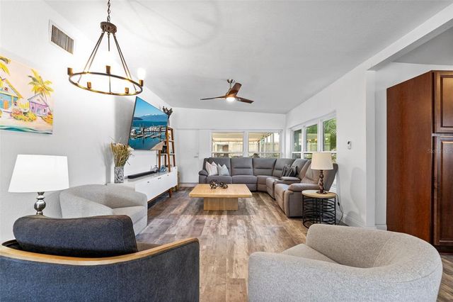 808 MALONE DRIVE, Orlando, FL 32810