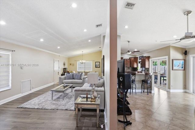 6520 Olde Moat Way, Davie, FL 33331