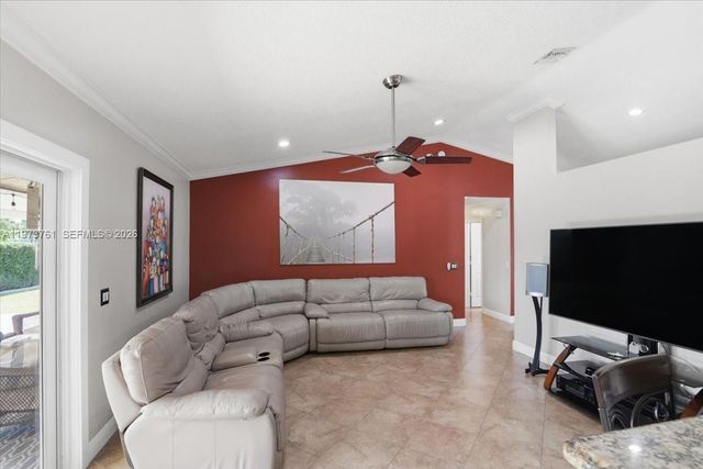 6520 Olde Moat Way, Davie, FL 33331