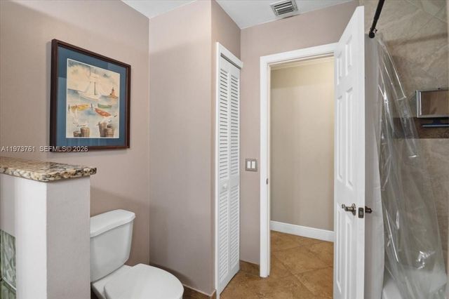 6520 Olde Moat Way, Davie, FL 33331