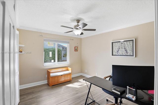 6520 Olde Moat Way, Davie, FL 33331