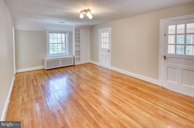 6912 OAKRIDGE AVE, Chevy Chase, MD 20815