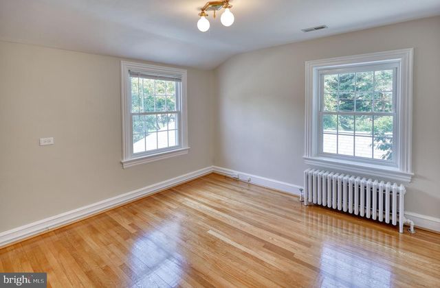 6912 OAKRIDGE AVE, Chevy Chase, MD 20815