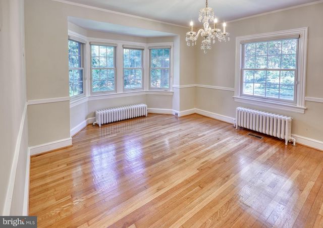 6912 OAKRIDGE AVE, Chevy Chase, MD 20815