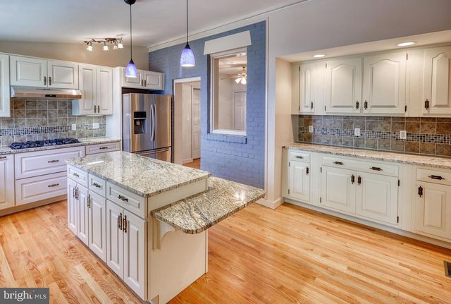 6912 OAKRIDGE AVE, Chevy Chase, MD 20815