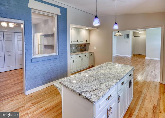 6912 OAKRIDGE AVE, Chevy Chase, MD 20815