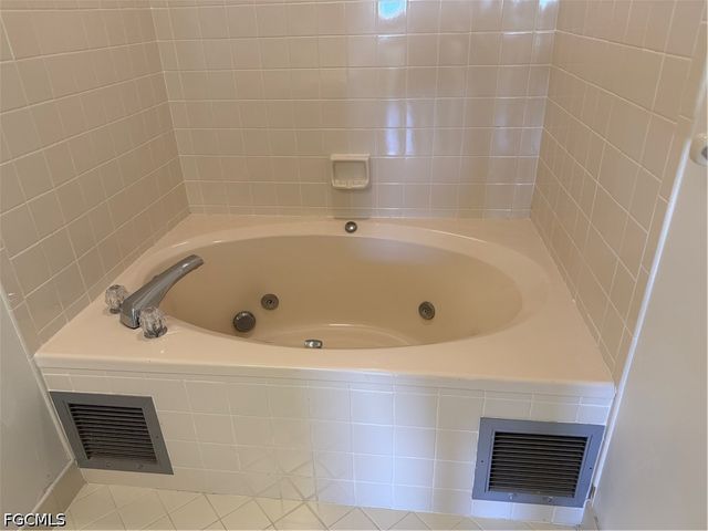 123 SW 47th TER 201, Cape Coral, FL 33914