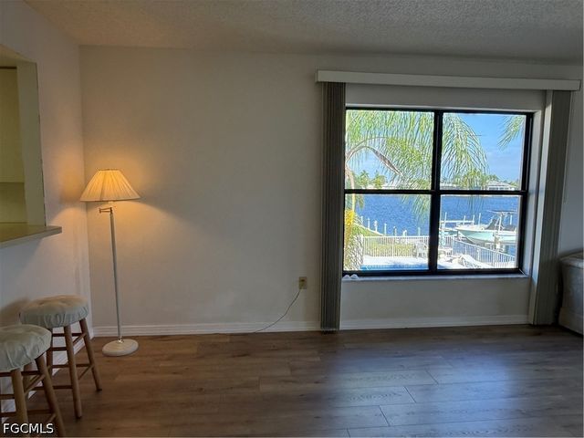 123 SW 47th TER 201, Cape Coral, FL 33914