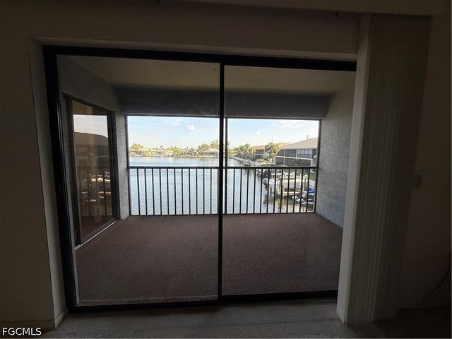 123 SW 47th TER 201, Cape Coral, FL 33914