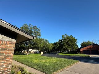 200 Corder LN, Burnet, TX 78611