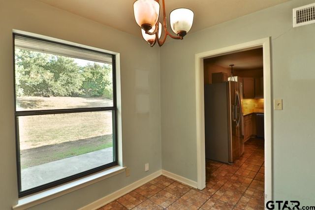 2402 Sampson Drive, Tyler, TX 75701